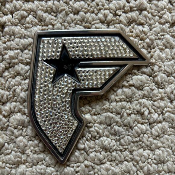 Famous stars and straps belt buckle with rhinestones fsas blink 182 travisbarker - Picture 1 of 2